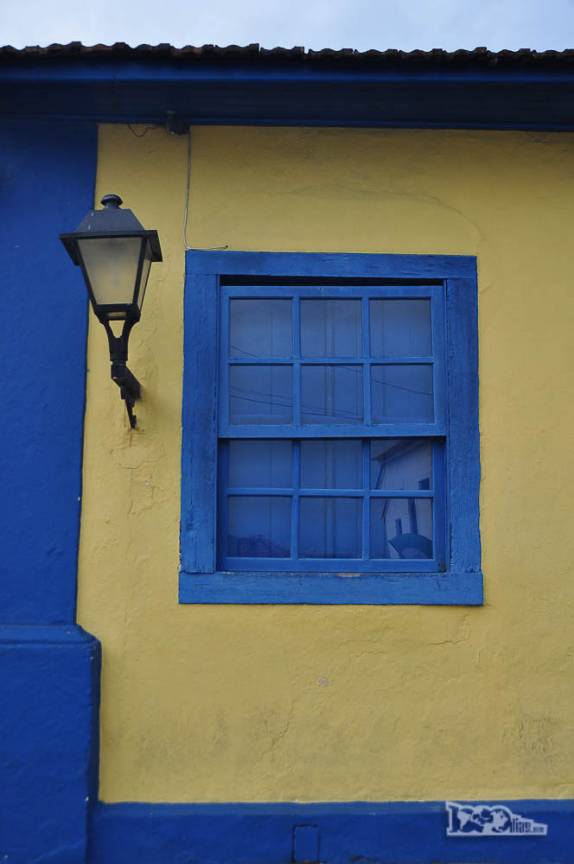 Detalhe da charmosa arquitetura de Santo Antônio de Lisboa, distrito tradicional de  Florianópolis, Santa Catarina